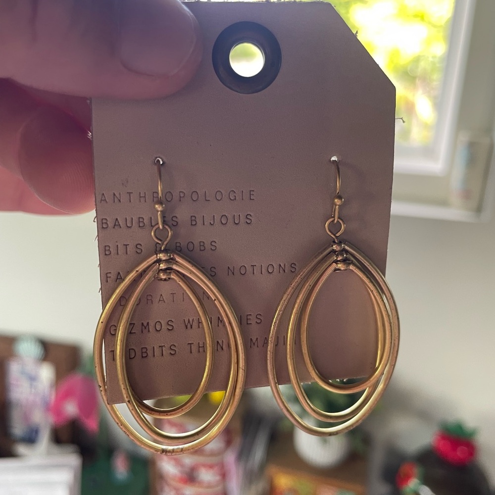 BRAND NEW Anthropologie Gold Hoop dangle Earrings